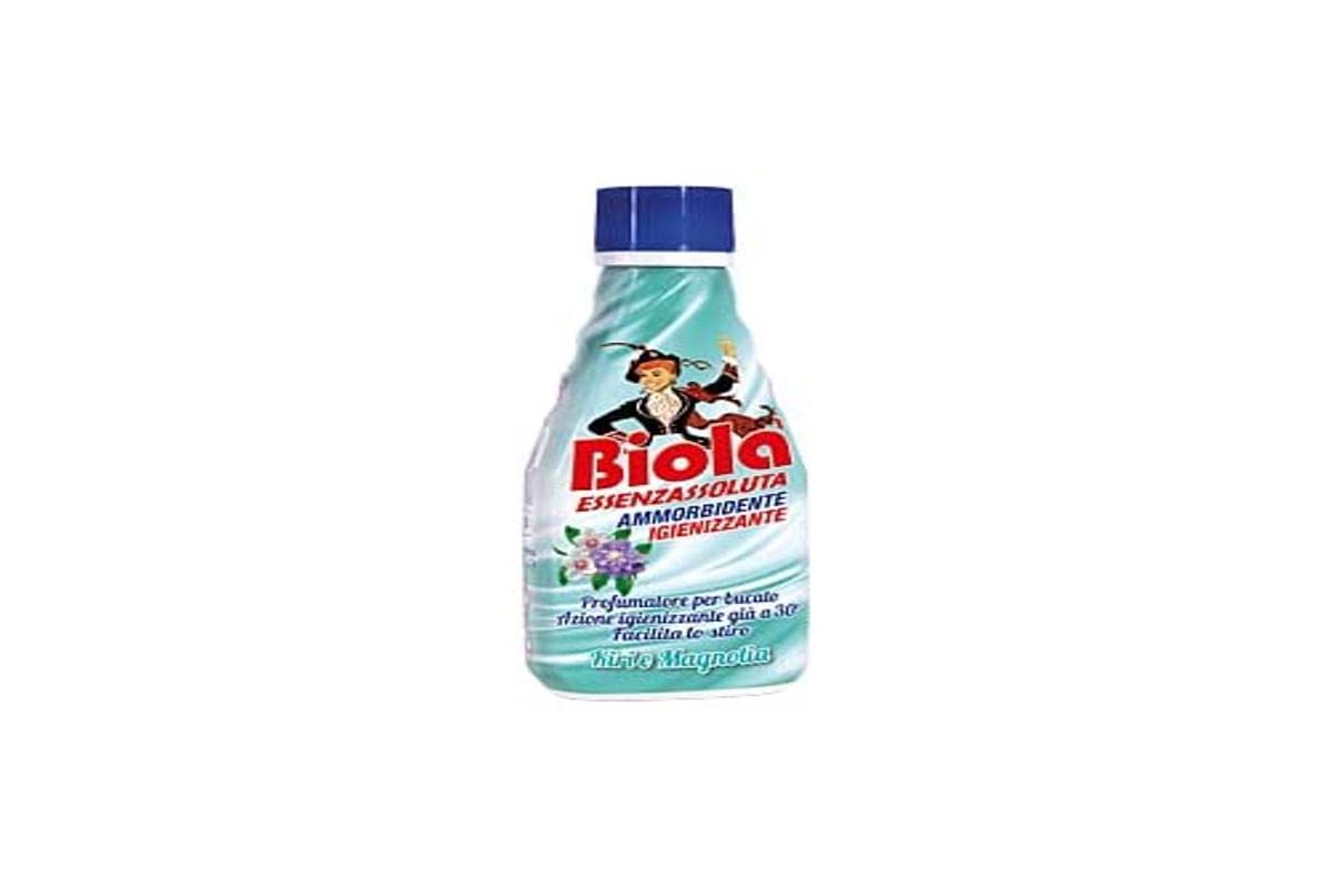 Biolà Essenzassoluta Ammorbidente Profumatore per Bucato Kuri e Magnolia, 250 ml