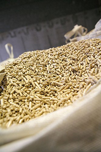Pellet Prodotto Con Il 100% Di Segatura Di Legno. Composto Da Legno Di Abete.
