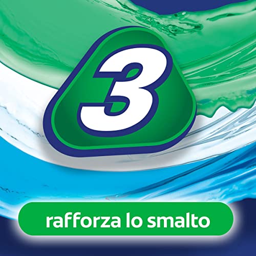 Colgate Dentifricio Triple Action, Tripla Azione per Protezione Carie, Denti Bianchi e Alito Fresco, 100 ml