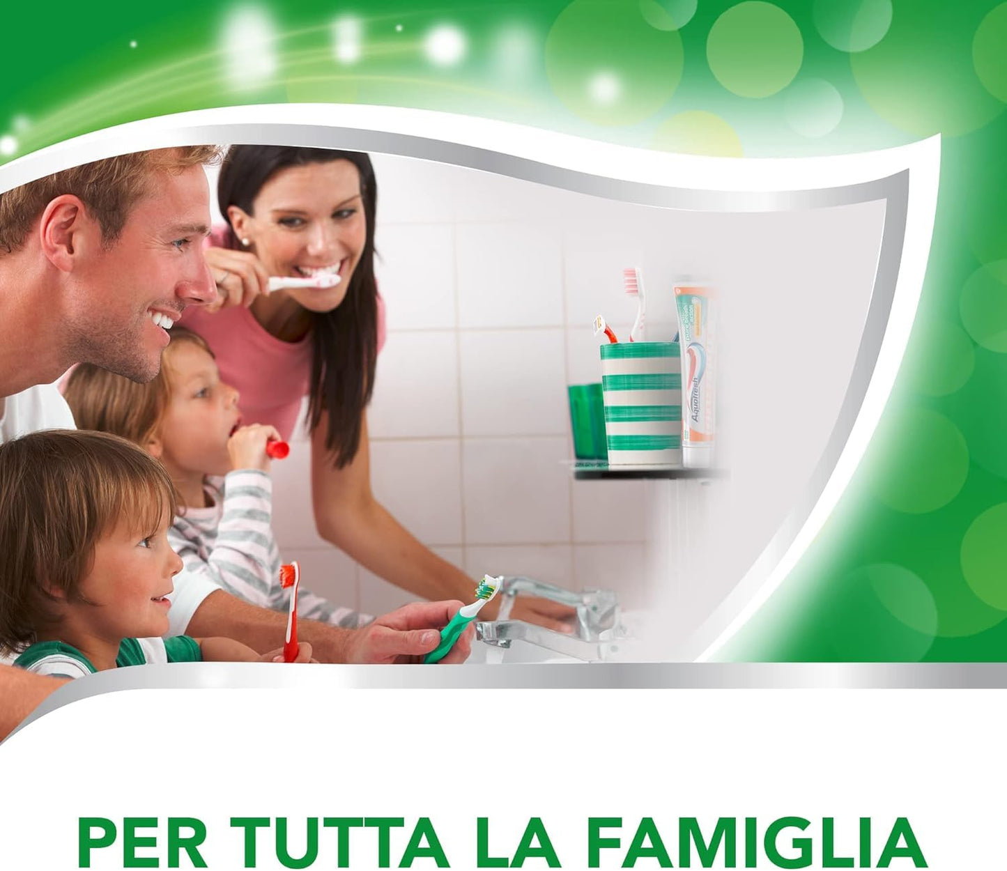 Aquafresh Dentifricio Tripla Protezione, Denti Forti, Gengive Sane, Smalto Rinforzato, Alito Fresco, Gusto Menta Delicata, Pacco da 12x75ml