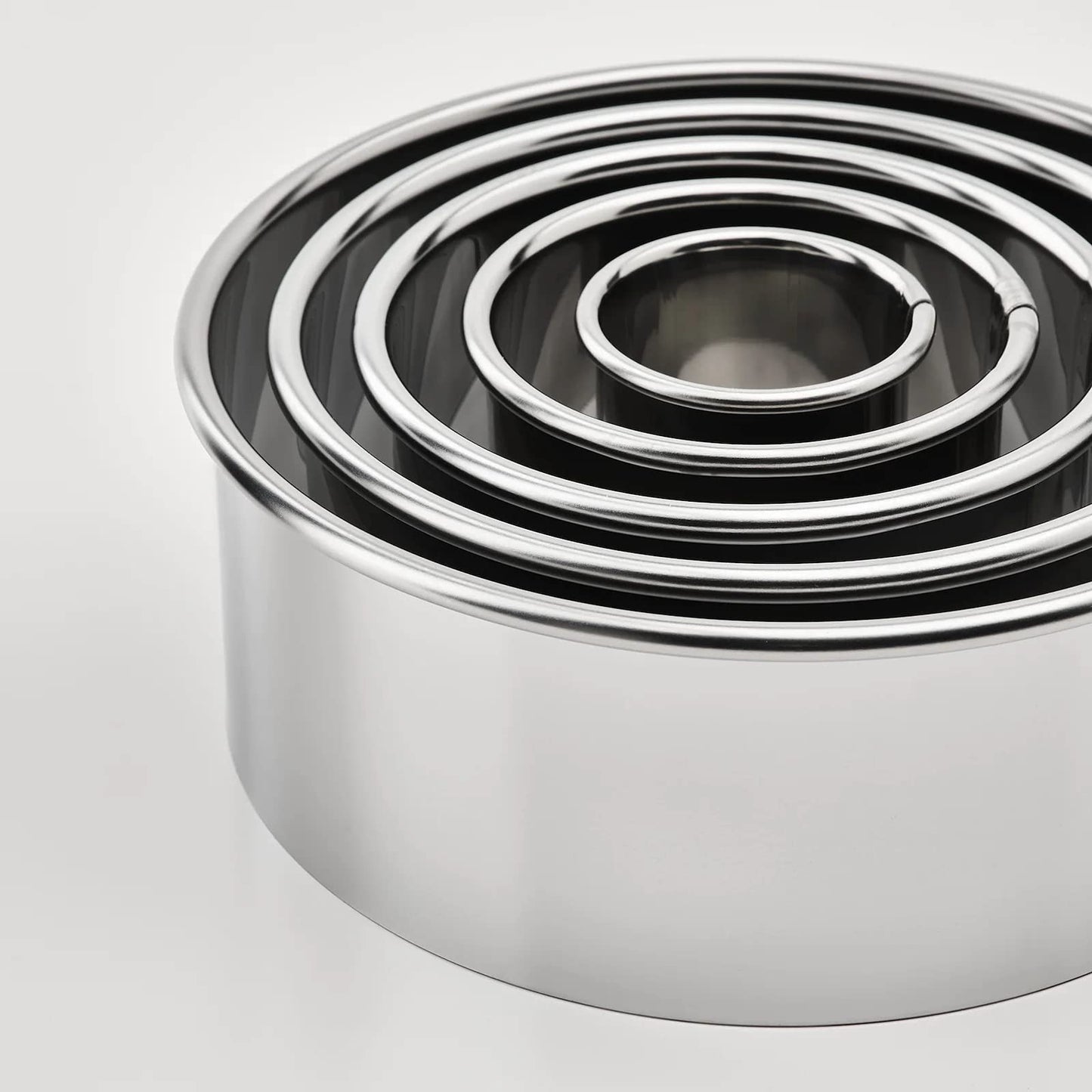 Ikea L TTBAKAD - Set di 5 formine per biscotti, colore: argento
