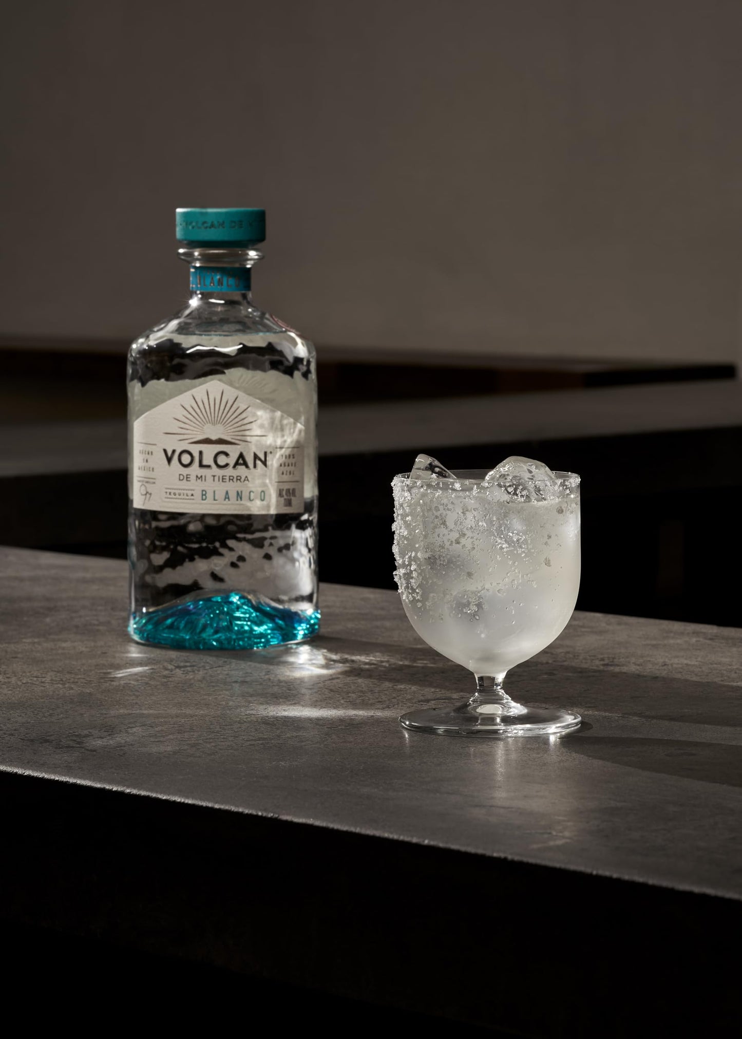 Tequila volcan blanco 70cl.