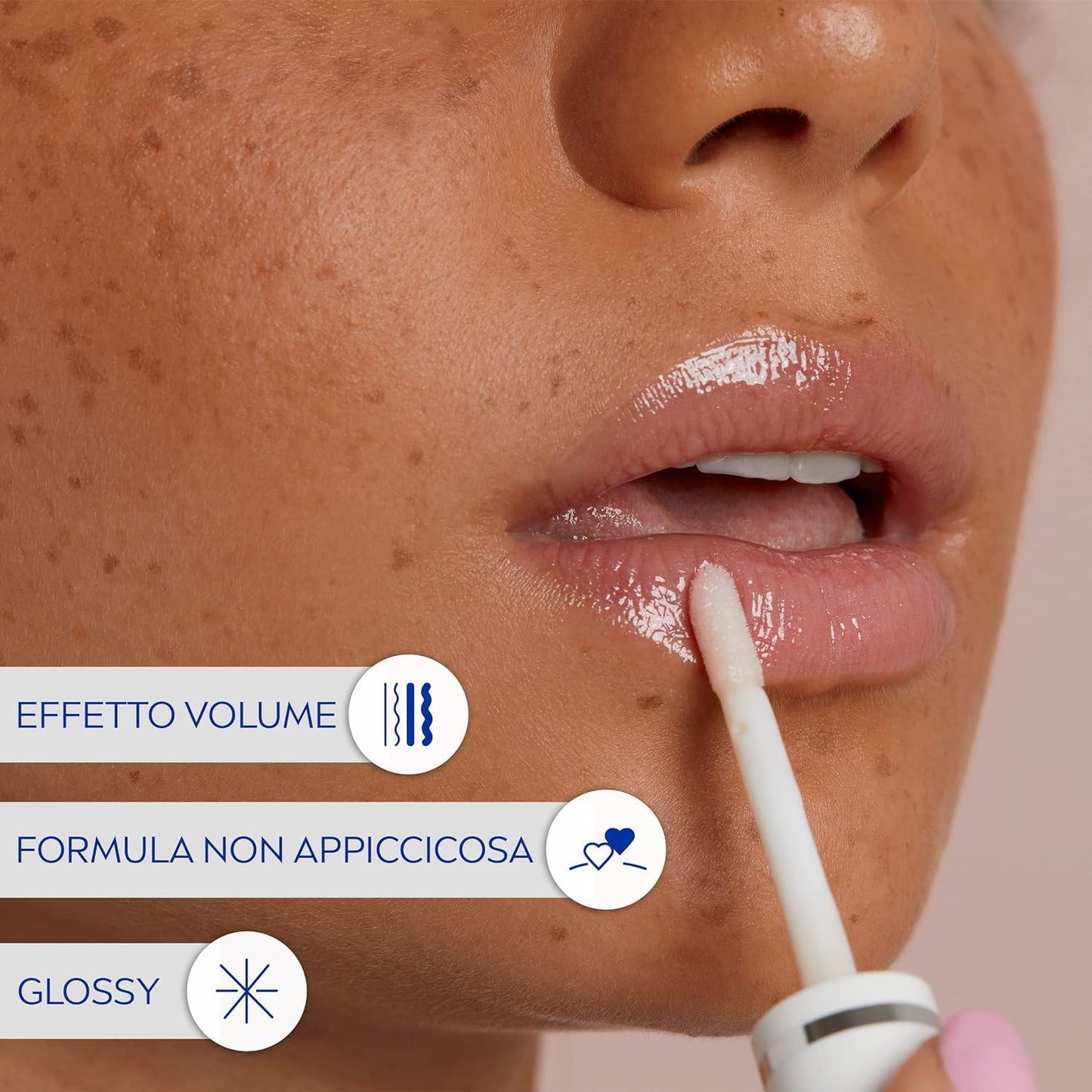 Labello Lip Oil Effetto Glossy – Glossy Shine 5.5 ml, Lucidalabbra volumizzante e idratante, Olio labbra con oli di origine 100% naturale, Lip gloss per labbra morbide e luminose