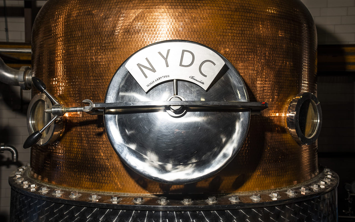 The New York Distilling Company The New York Distilling Company Perry'S Tot Navy Strength Gin 57% Vol. 0,7L - 700 ml
