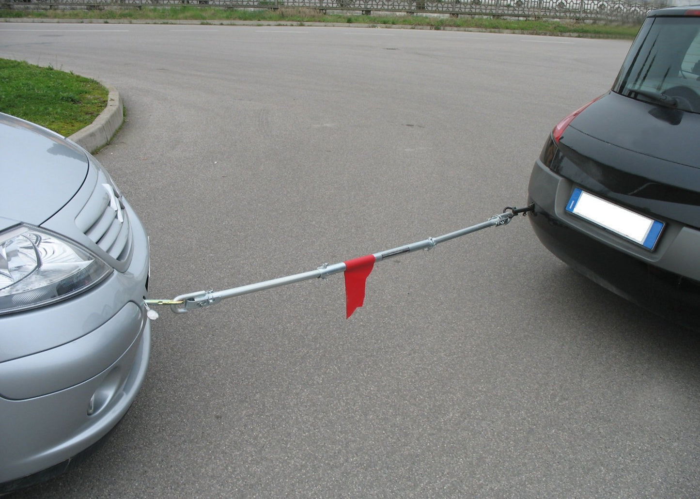 Bottari 28016 Barra Traino per Auto 186cm, Portata Max. 2000kg, con Bandiera di Segnalazione