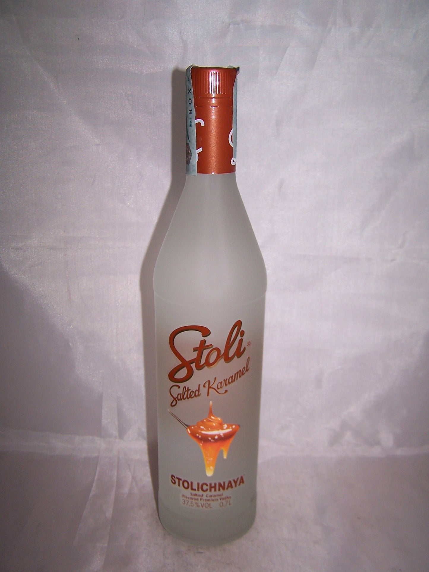 VODKA STOLICHNAYA SALTED KARAMEL CL. 70