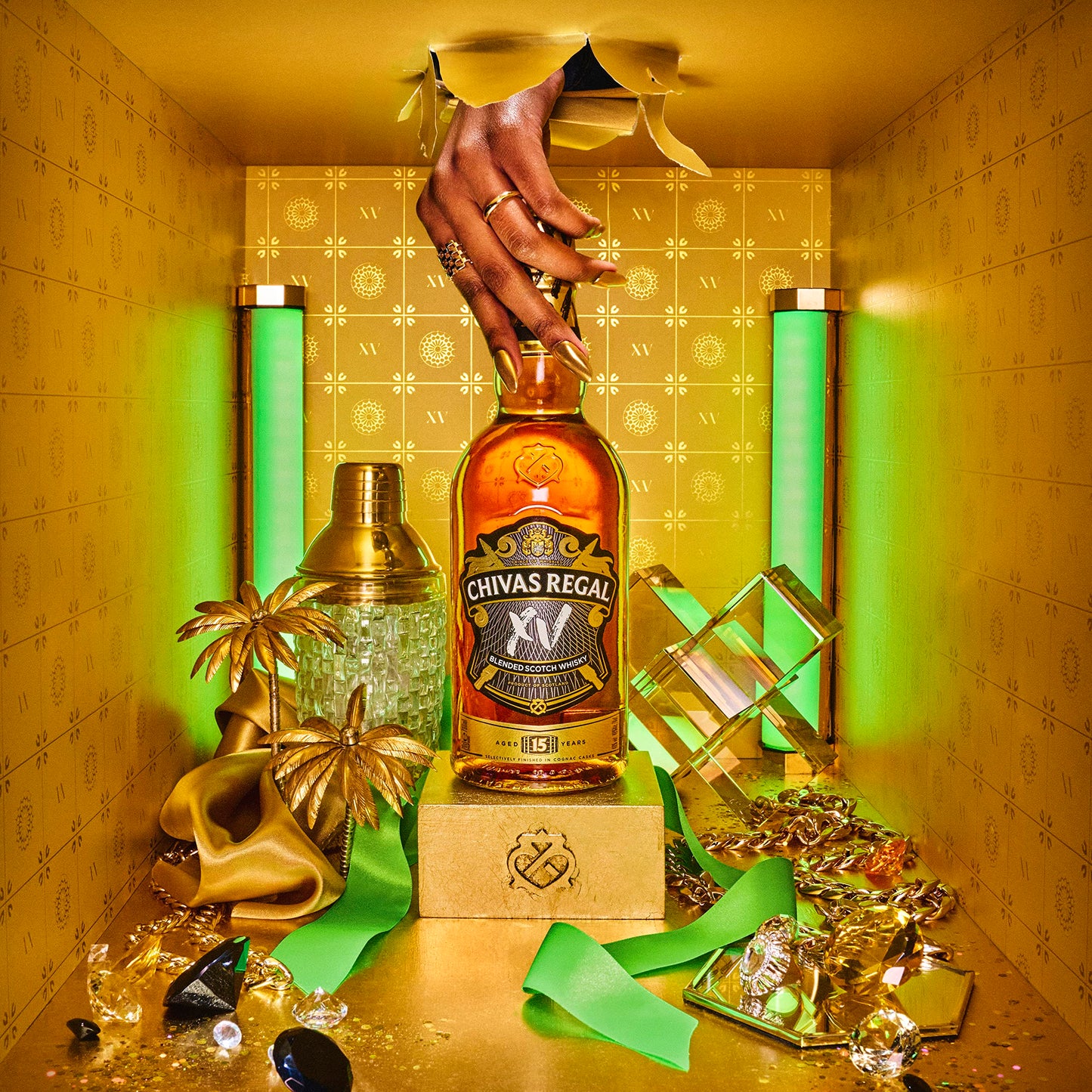 Chivas Brothers Chivas Regal Xv 15 Years Old Blended Scotch Whisky - 0.7