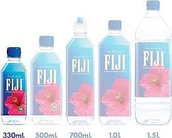Acqua Fiji 500 ml – (confezione da 24) | Acqua in bottiglia Artesiana | Gusto puro | Filtrazione vulcanica | Confezionato in modo sostenibile | Comoda idratazione