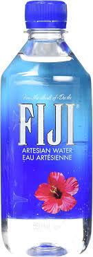 Acqua Fiji 500 ml – (confezione da 24) | Acqua in bottiglia Artesiana | Gusto puro | Filtrazione vulcanica | Confezionato in modo sostenibile | Comoda idratazione