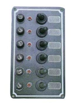 PANNELLO 3 INTERRUTTORI 100x105 MM