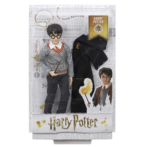 Harry Potter FYM50 - Bambola da collezione con uniforme di Hogwarts, vestaglia e parete di Grifondoro