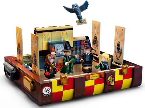 LEGO 76399 Harry Potter Hogwarts Magico Bagagli Set con Colori Casa, Giocattolo Personalizzabile Idea Regalo con Minifigure del Film