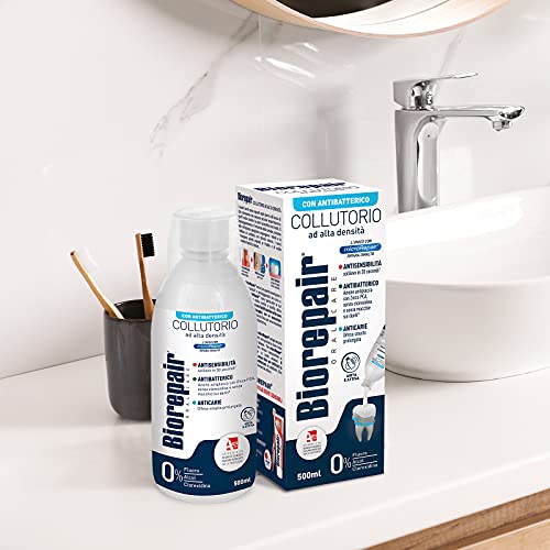 Biorepair, Collutorio Denti Sensibili 3 in 1: Antibatterico, Anticarie, Antisensibilità, con microRepair ripara-smalto e Zinco PCA. Senza Fluoro ne Clorexidina, Confezione da 500ml