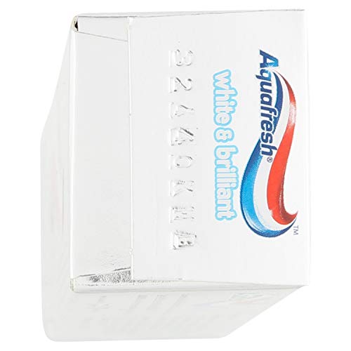 Aquafresh Dentifricio White & Brilliant, denti visibilmente più bianchi in 7 giorni, Smalto Forte, Gengive Sane, Alito Fresco, Scudo Anti-Macchie, pacco da 12 x 75ml