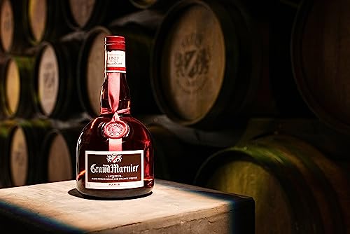 Grand Marnier Cordon Rouge - Liquore a Base di Cognac in Combinazione con Liquore d'Arancia, 40% Vol, Bottiglia in Vetro da 70 cl