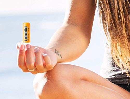 Labello Bipack Sun Protect SPF30 e Hydro Care SPF15 2 x 4.8 g, Burrocacao labbra in confezione doppia, Duo con burrocacao protezione solare idratante e balsamo labbra con filtri UVA/UVB