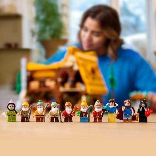 LEGO Disney Princess Elsa Ice Palace Giocattolo Presente, Blocchi, Ragazze, Ragazze, Bambini, 5, 6, 7, 8, Studenti delle Scuole Elementari, Elsa, Anna, Snow