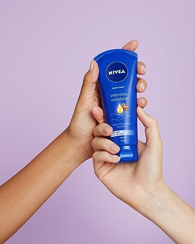 Nivea Crema Mani Nutriente in Confezione da 6 x 100 ml, Crema Nutriente Arricchita con Olio di Mandorla, Crema Profumata per le Mani dalla Formula Idratante