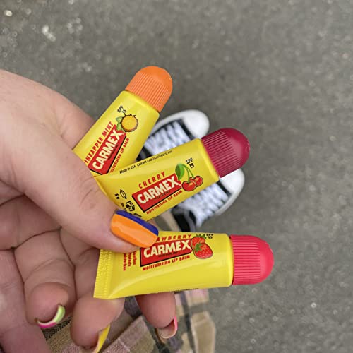 Carmex Moisturising Lip Balm Tube