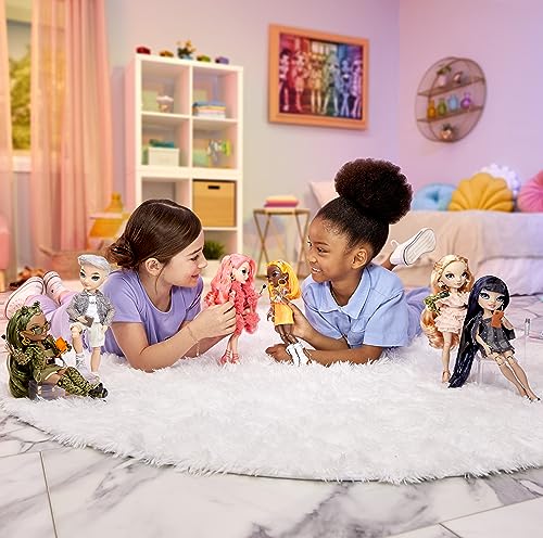 Rainbow High Fashion Doll: PRISCILLA PEREZ. Bambola Rosa con Vestito alla Moda e Oltre 10 Accessori di Gioco Colorati. Dai 4 ai 12 Anni