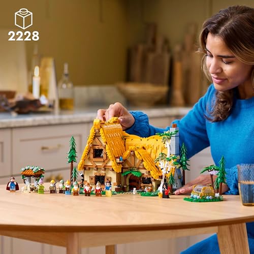 LEGO Disney Princess Elsa Ice Palace Giocattolo Presente, Blocchi, Ragazze, Ragazze, Bambini, 5, 6, 7, 8, Studenti delle Scuole Elementari, Elsa, Anna, Snow