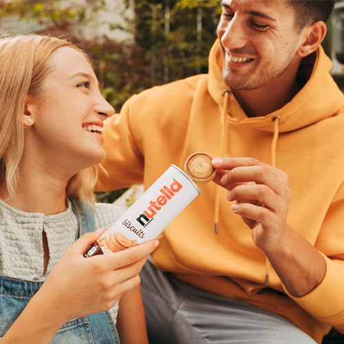 Nutella Biscuits Tubo - Croccanti Biscotti con un Cremoso Ripieno di Nutella, con Farina di Frumento e Zucchero di Canna, Ideali come Colazione, Snack e Merenda, 1 Confezione da 166 gr