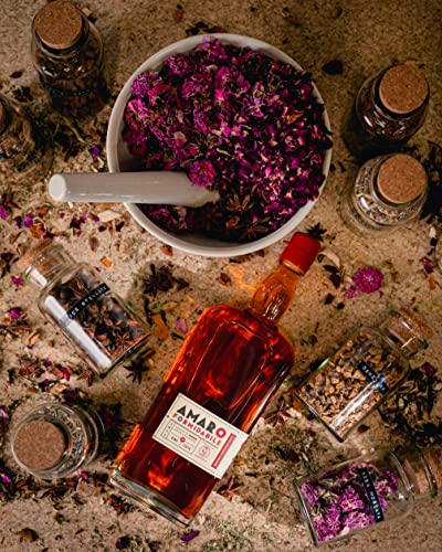 Amaro Formidabile – 700 ml: elisir amaricante finissimo preparato artigianalmente con piante aromatiche ed officinali. Solo ingredienti naturali – 32,5% ABV.