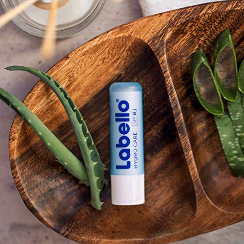 Labello Bipack Sun Protect SPF30 e Hydro Care SPF15 2 x 4.8 g, Burrocacao labbra in confezione doppia, Duo con burrocacao protezione solare idratante e balsamo labbra con filtri UVA/UVB