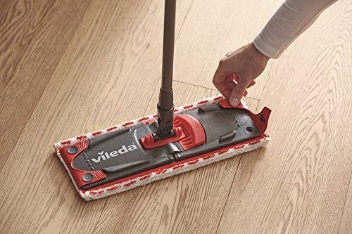 Vileda Revolution Sistema lavapavimenti con Secchio e Piastra Piatta, Panno in Microfibra, per Tutti i Tipi di Pavimento, lavapavimenti sostenibile, Love it Clean