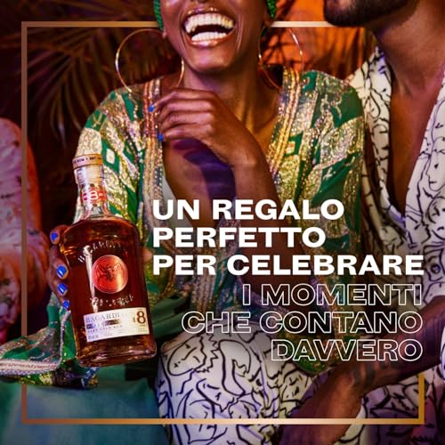 BACARDÍ Reserva 8 Year Old Premium Caribbean Rum, Vol. 40%, 70 cl / 700 ml, pregiato rum invecchiato 8 anni in botti di rovere sotto al sole dei Caraibi