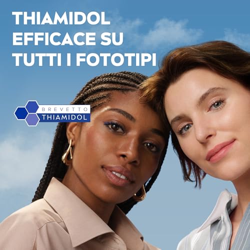 NIVEA Luminous630 Anti-Macchie Crema Mani antiage Trattamento Avanzato SPF 15 50 ml, Fomula antirughe e antimacchie con Acido Ialuronico e Thiamidol brevettato, Crema mani secche e screpolate