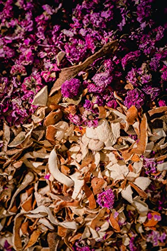 Amaro Formidabile – 700 ml: elisir amaricante finissimo preparato artigianalmente con piante aromatiche ed officinali. Solo ingredienti naturali – 32,5% ABV.