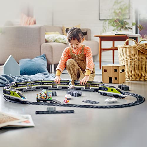 LEGO City Express 60337 - Set di giocattoli da costruzione con treno passeggeri con tecnologia potenziata, per ragazzi, ragazze e bambini dai 764 anni in su (764 pezzi)