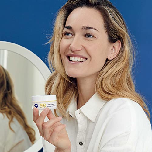 NIVEA Q10 POWER Crema Giorno Anti-Rughe Rassodante SPF15 50 ml, Crema Viso anti-età per 24 ore di idratazione, Crema antirughe arricchita con Creatina e Coenzima Q10