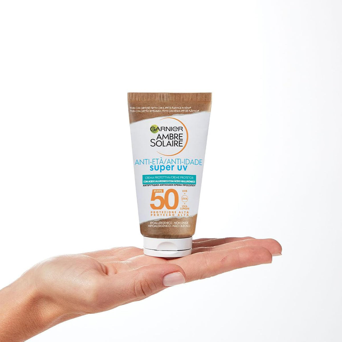 Garnier Crema Viso Protettiva Anti-Age Super UV, Per Pelli Sensibili, Protezione SPF 50, Ad Assorbimento Rapido, Con Acido Ialuronico, Ambre Solaire, 50 ml