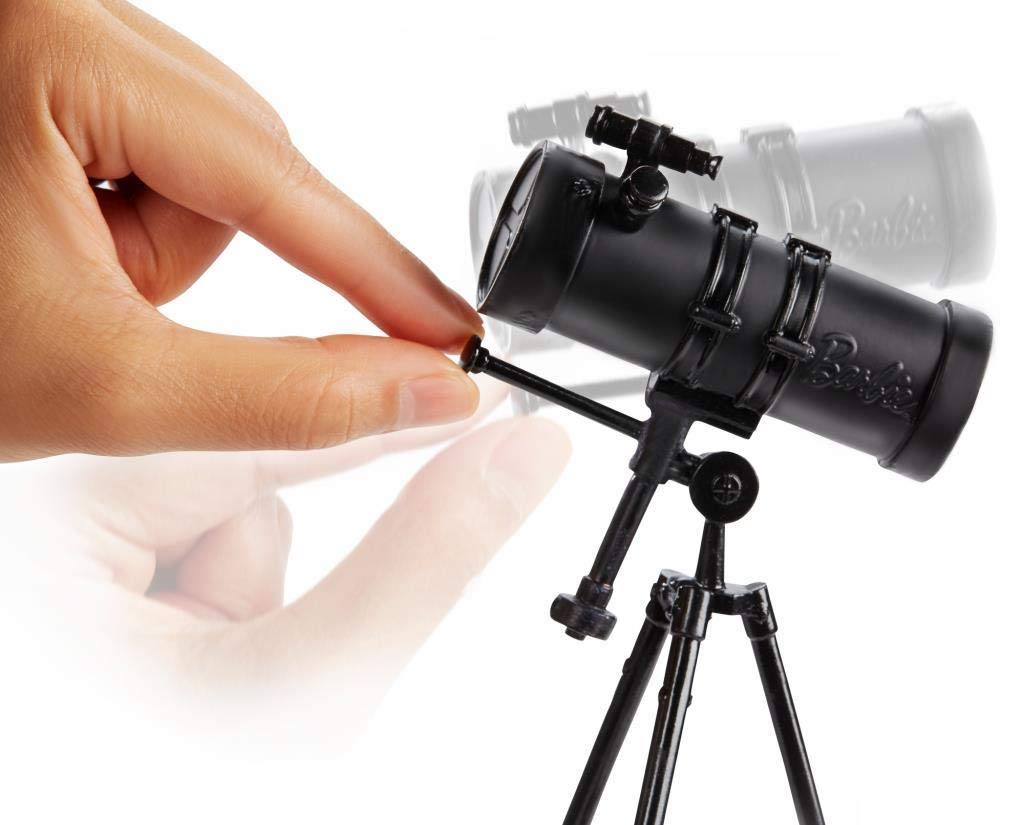 Barbie Carriere Astrofisica, Bambola Bionda con Telescopio e Accessori, Ispirata da National Geographic, Giocattolo per Bambini 3 + Anni, GDM47