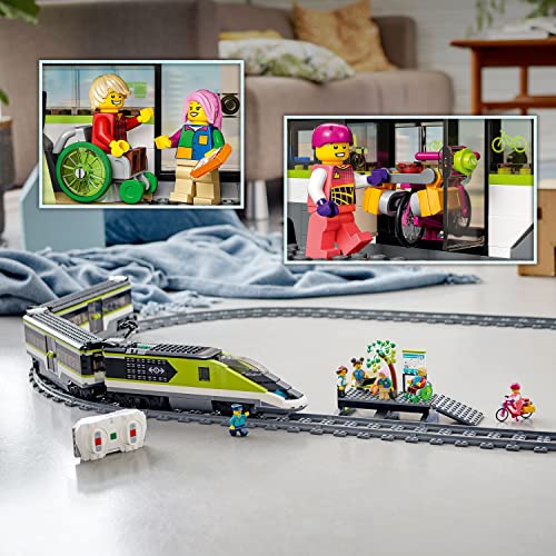 LEGO City Express 60337 - Set di giocattoli da costruzione con treno passeggeri con tecnologia potenziata, per ragazzi, ragazze e bambini dai 764 anni in su (764 pezzi)