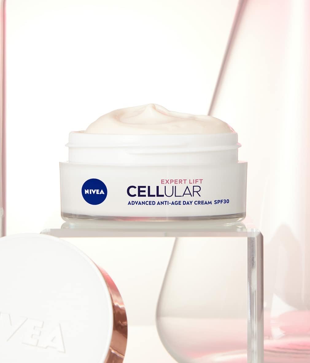 NIVEA CELLULAR EXPERT LIFT Crema Giorno Anti-età Multidimensionale SPF 30 50 ml, Crema viso giorno con Bakuchiol Puro e 2 tipi di Acido Ialuronico, Crema antirughe giorno