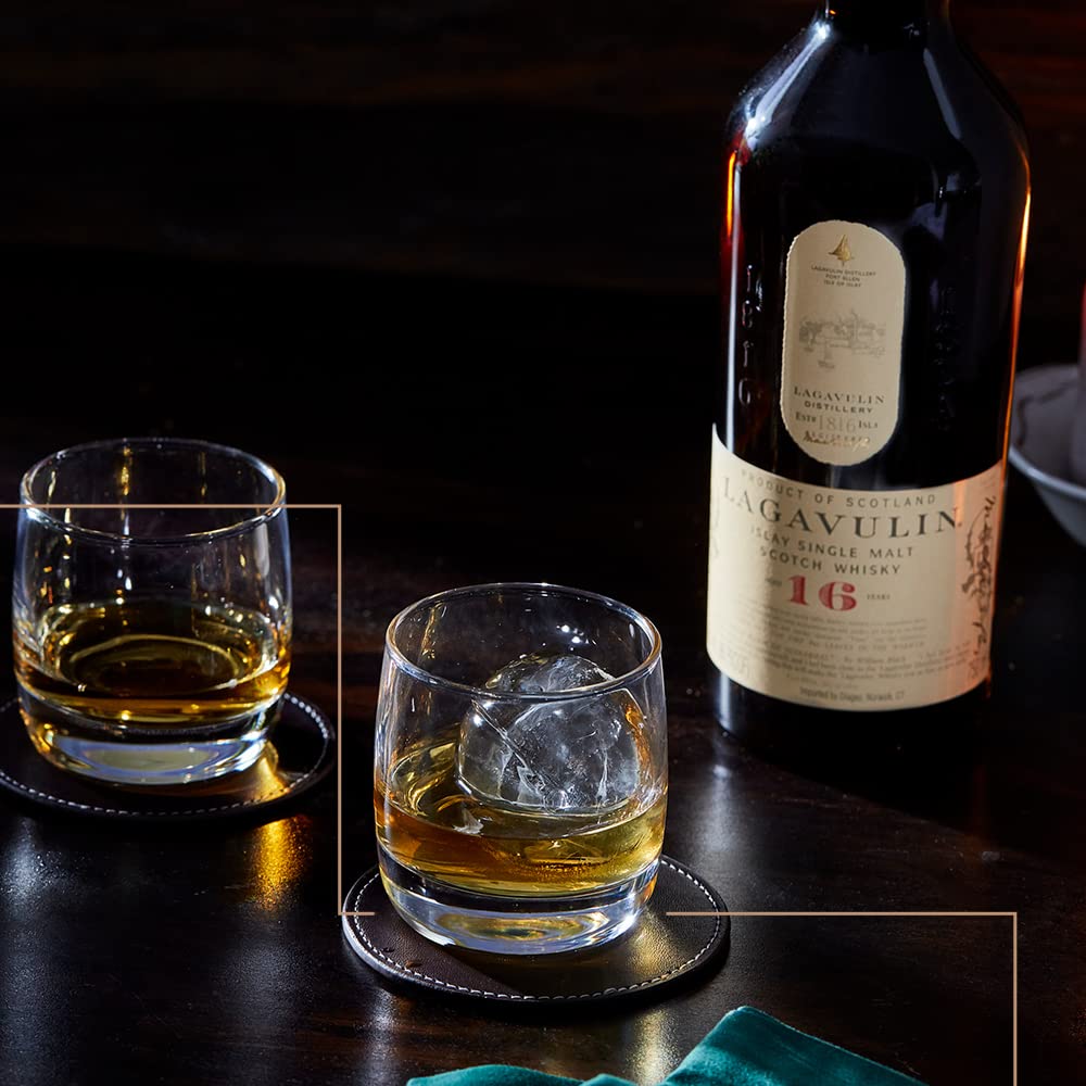 Lagavulin 16 Anni Scotch Single Malt Whisky con Astuccio - 700 ml