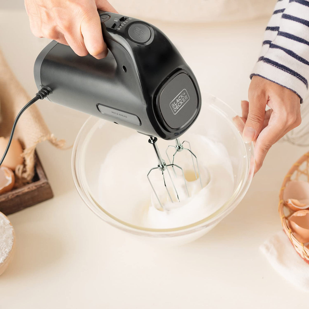 BLACK+DECKER BXKM1001E - Impastatrice planetaria,
