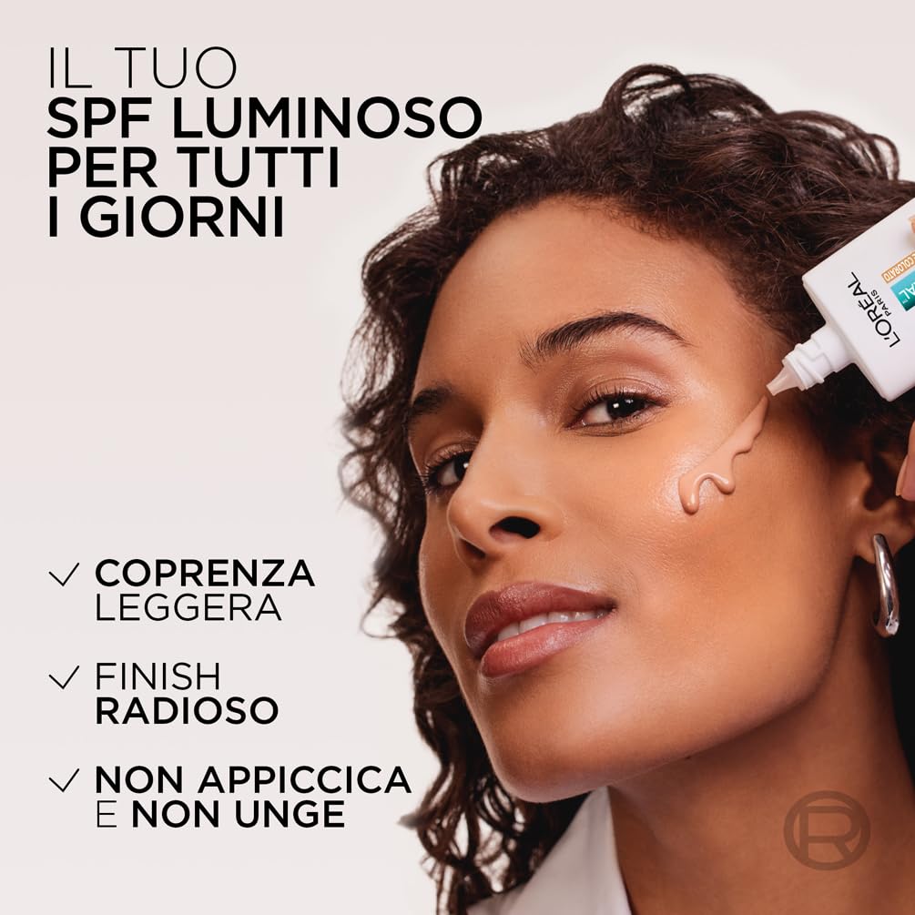 L'Oréal Paris Fluido UV Anti-Macchie, Per Tutti i Tipi di Pelle, Incarnato Luminoso, Macchie Scure e imperfezioni Meno Visibili, Con Niacinamide e SPF50, Bright Reveal, Tonalità: Medium, 50 ml