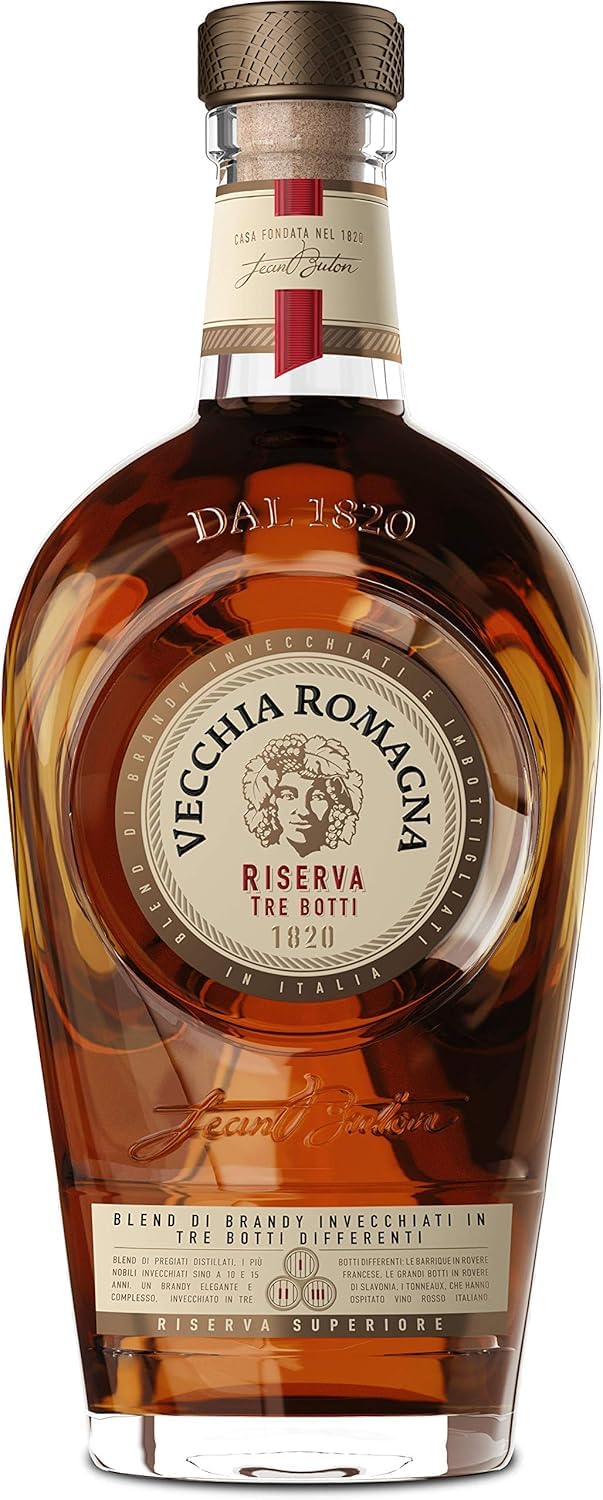 Vecchia Romagna Riserva Tre Botti 70cl – Blend di distillati invecchiati in tre botti differenti, gusto ricco e intenso. 40,8% vol.
