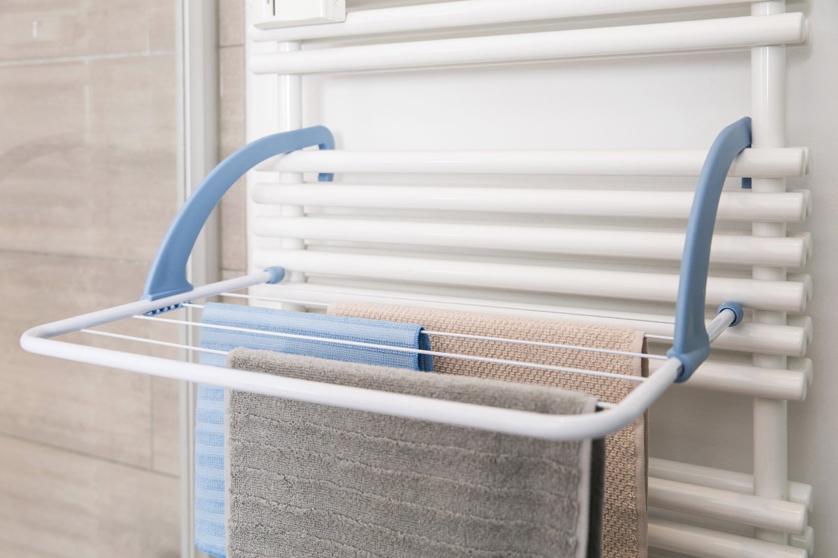 Gimi Radio Stendibiancheria per indumenti in Polietilene Da Termosifone, Stendino Per Calorifero, 52 X 34.5 X 18 Cm, Blu