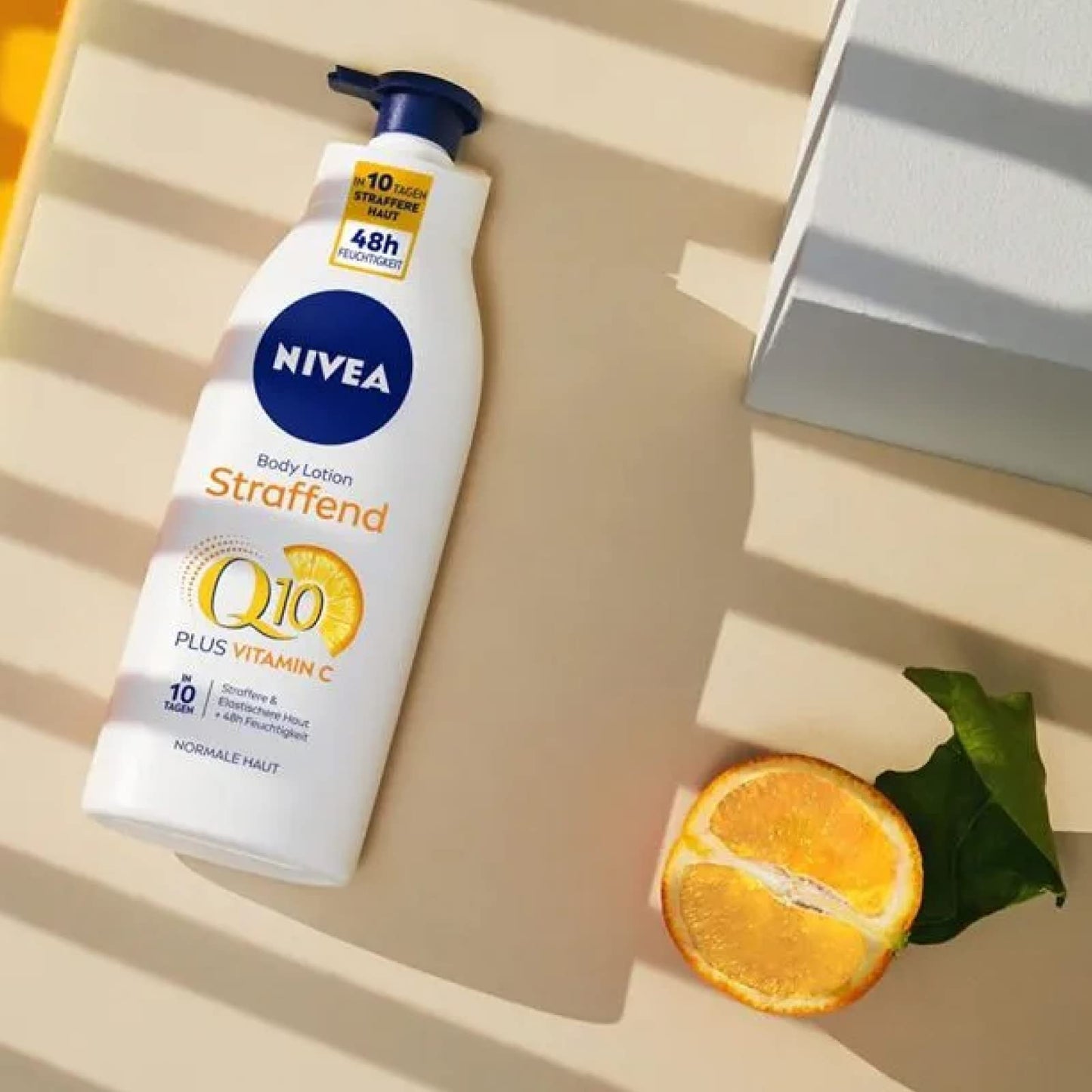 Nivea Q10 Latte Idratante Rassodante Vitamina C Azione Tonificante Elasticizzante Nutriente Antiossidante 48h Formula ad Assorbimento Rapido per Pelli Normali - 3 Flaconi da 400ml