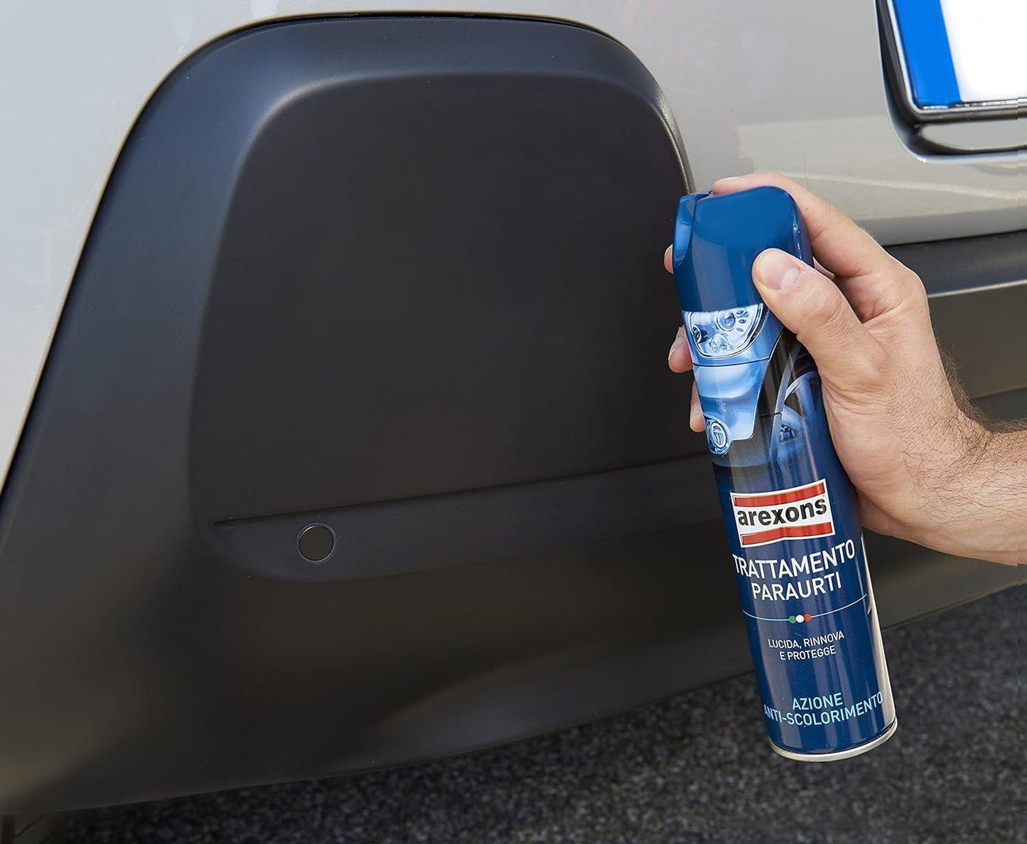 AREXONS | Cura Auto, Trattamento Paraurti 400 ml, Lucida, Rinnova e protegge parautri e superfici esterne, Trattamento auto con azione lucidante, Previene il depositarsi della polvere