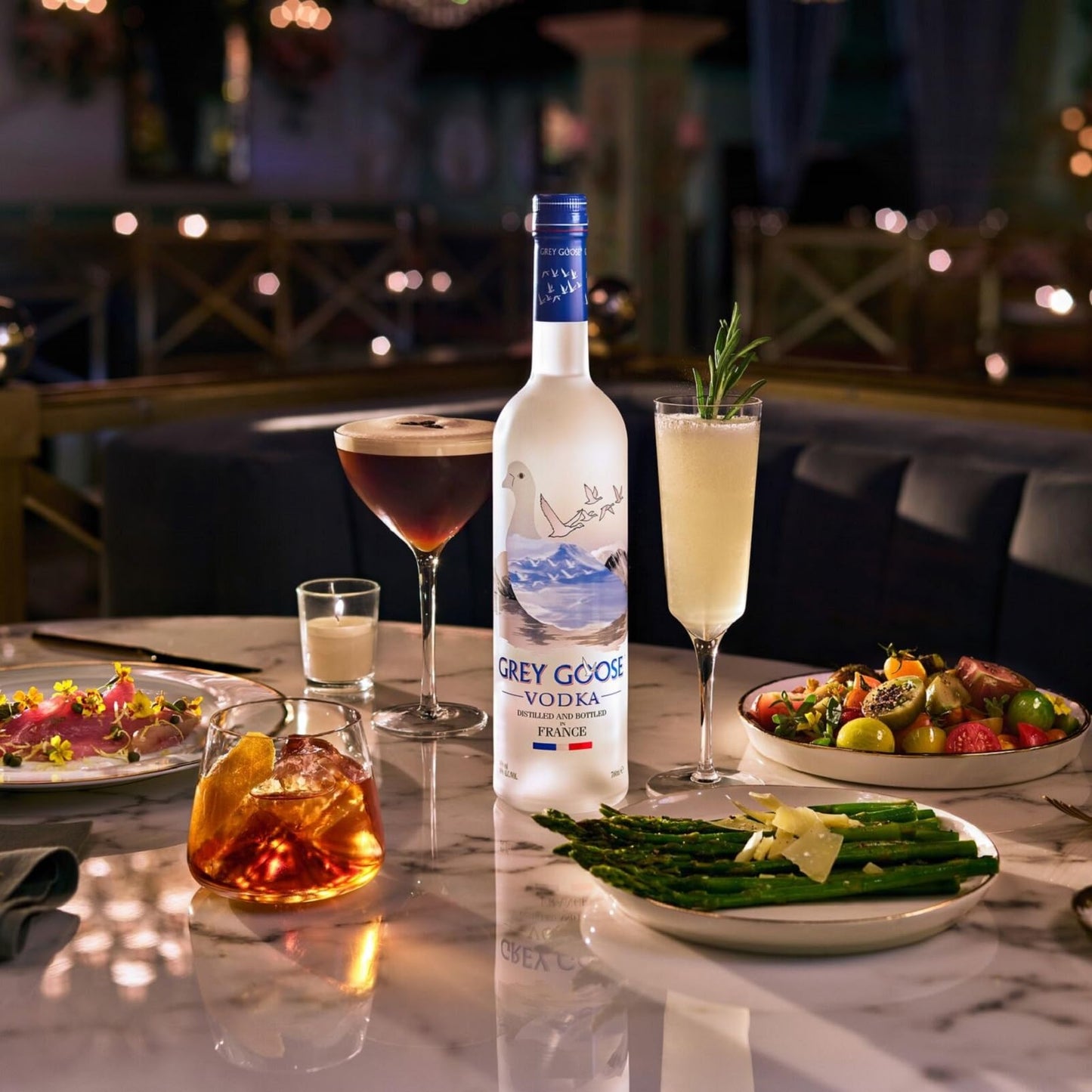 GREY GOOSE Premium French Vodka, Vol. 40%, 70 cl / 700 ml, pregiata vodka francese creata dal migliore grano monorigine francese e acqua sorgiva