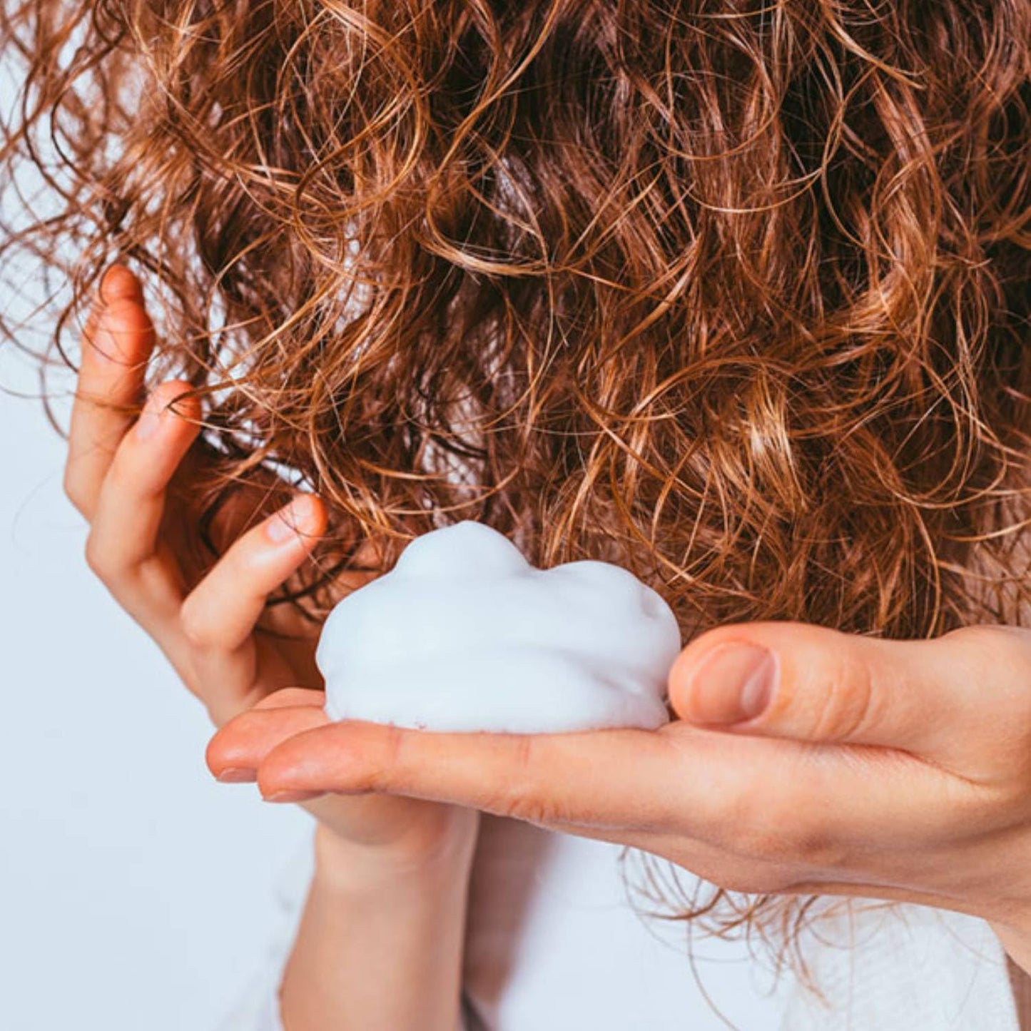 Intesa Styling Spuma Per Capelli Forte All'estratto D'ortica e Pantenolo Mini Size 75 Ml (3)