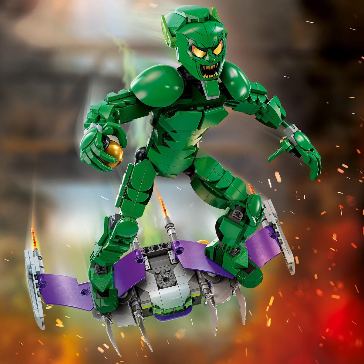 LEGO | Marvel Personaggio Costruibile di Goblin, Gioco d'Azione per Bambini e Bambine da 8 Anni, Action Figure del Nemico di Sider-Man con Arti Snodabili, Aliante e Bombe-Zucca, Idea Regalo 76284