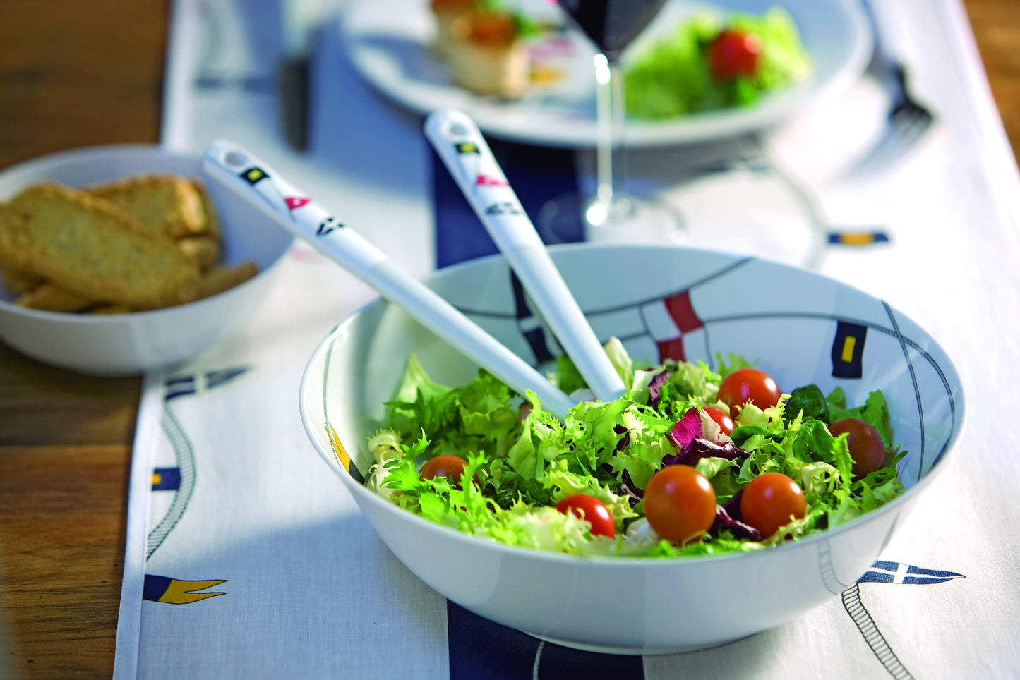 Marine Business Regata Pack stoviglie con Cestino Rotondo, Melamina, Multicolore, 25 x 25 x 25 cm, 16 Pezzi