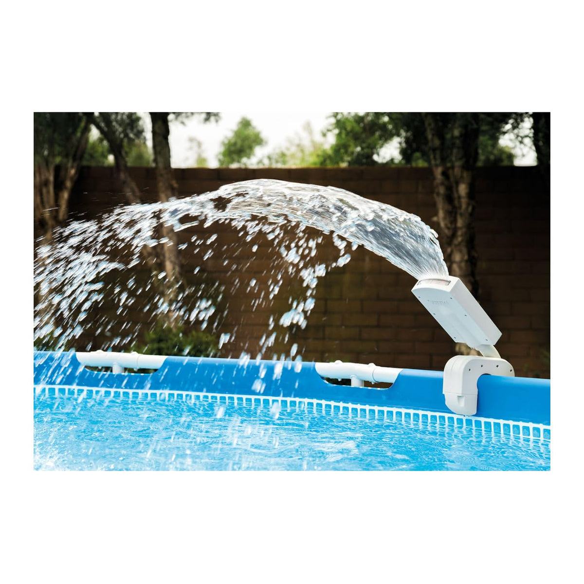 Intex Spruzzatore d'acqua per piscina a LED a quattro colori per piscina